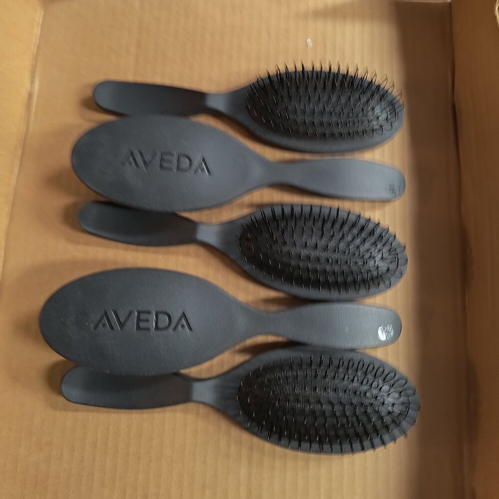 Lot of (5) Aveda Pramasana Exfoliating Scalp Hair Brushes-Brand New